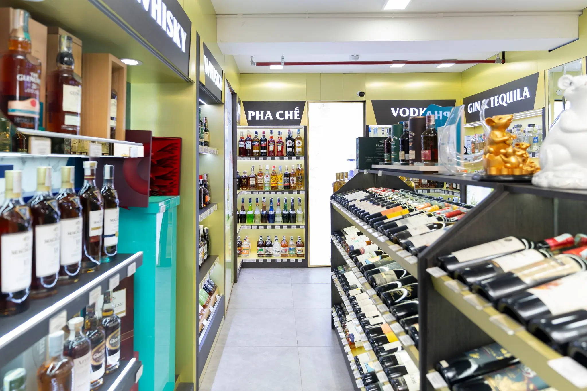 Rượu ngoại thu thủy store 4